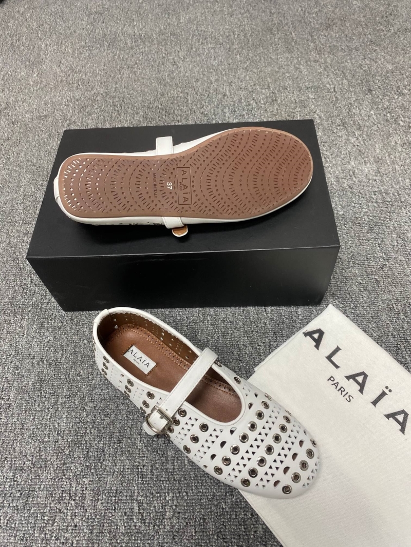 Alaia Flat Shoes